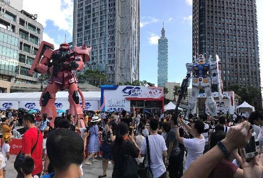 21 Gundam Assemble for Gundam Docks at Tokyo Japan! 5