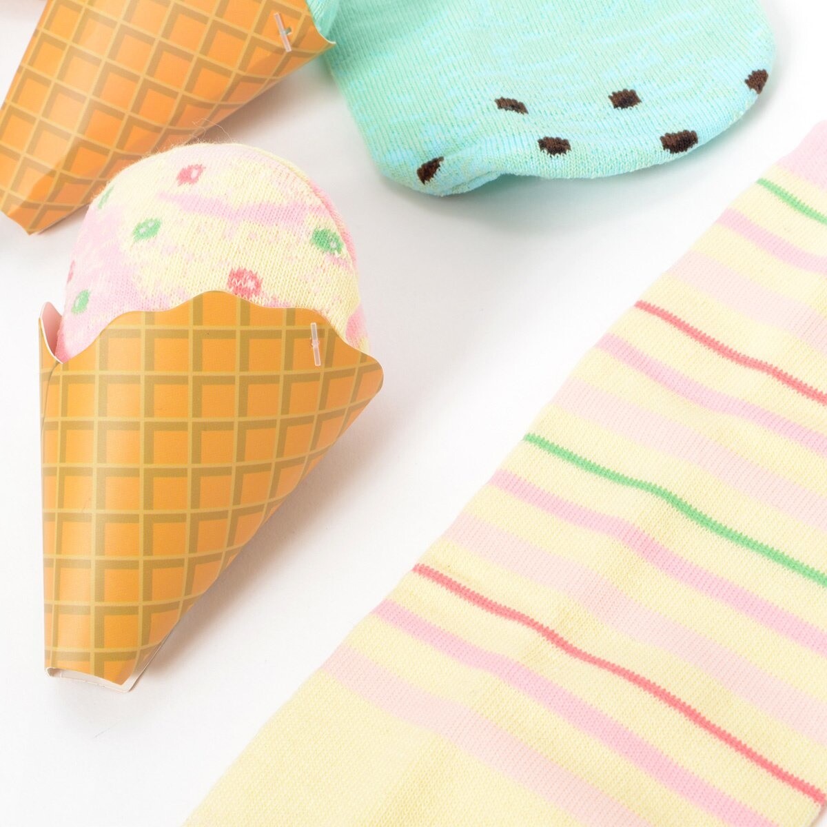 7 Deliciously Melty Ice Cream Fashion Items to Enjoy All Year Round 2