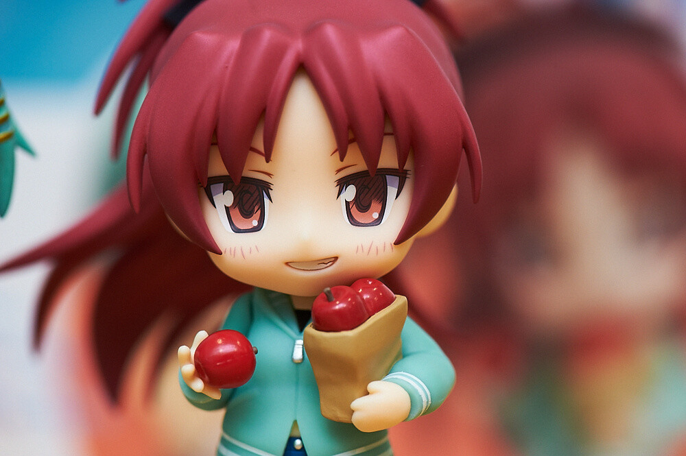 Kyoko Sakura (civilian clothes) “You want some?” 2