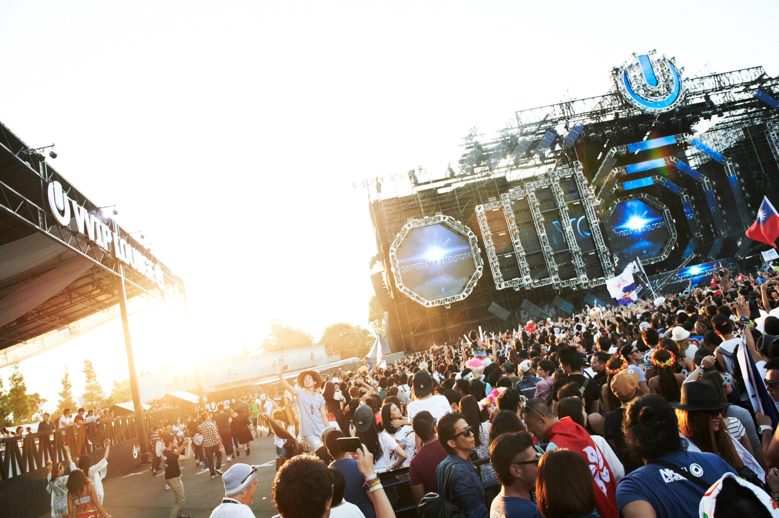 Heroes Descend on ULTRA JAPAN 46