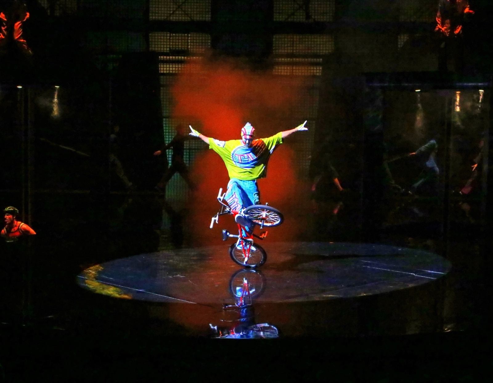 Cirque du Soleil x BMX 1