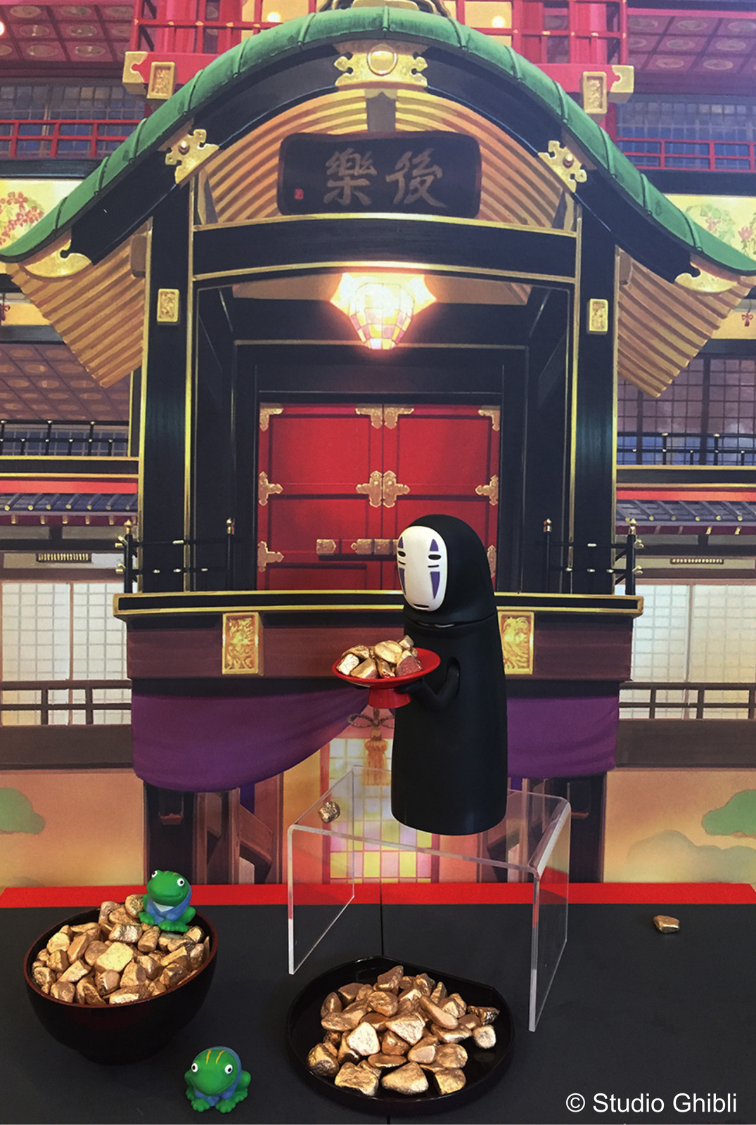 Spirited Away’s Kaonashi Devours Change as Coin Bank!