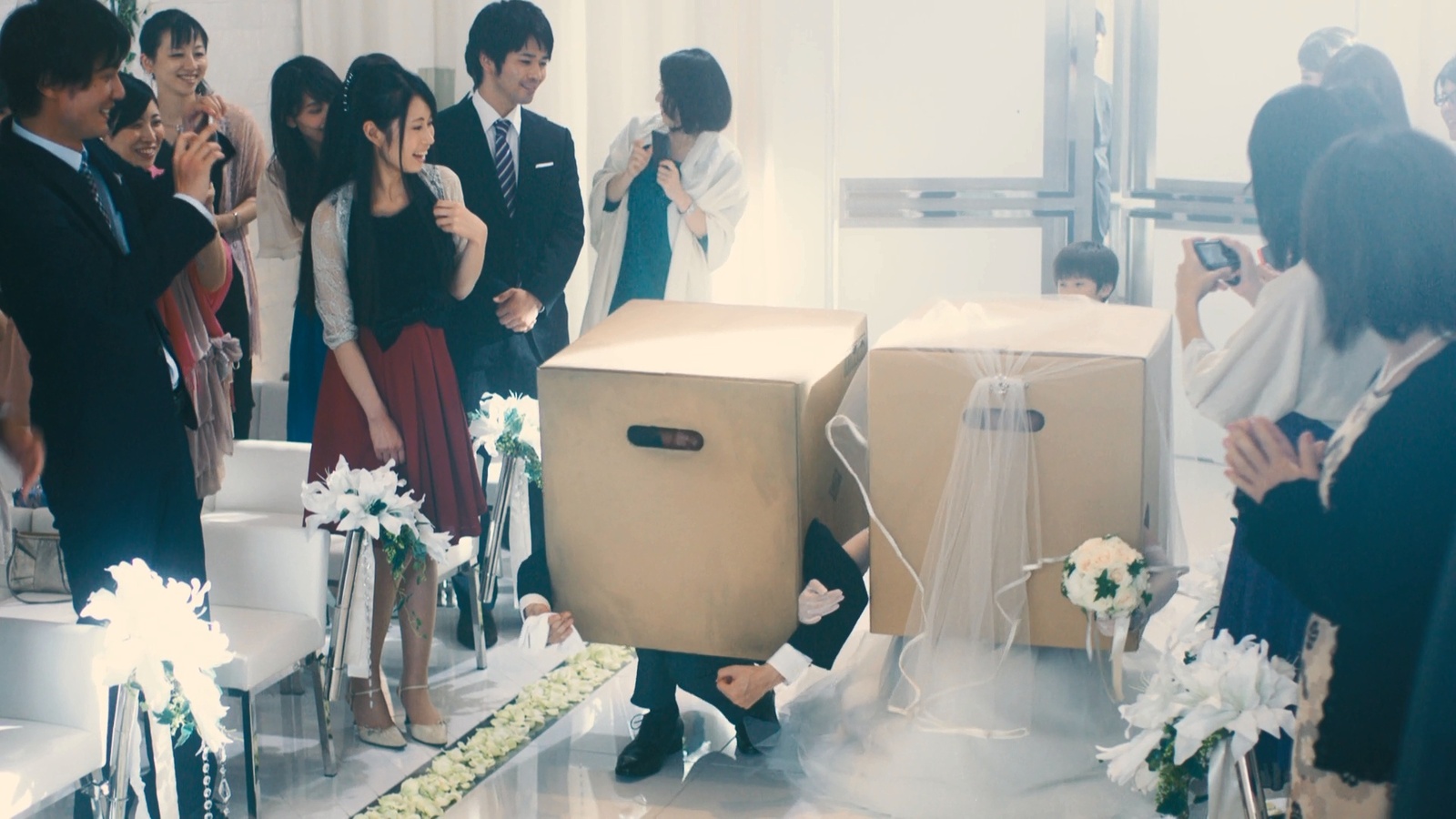 Wearing a Cardboard Box to Your Own Wedding? This “Metal Gear Solid V: The Phantom Pain” Commercial Is Odd in So Many Ways 1
