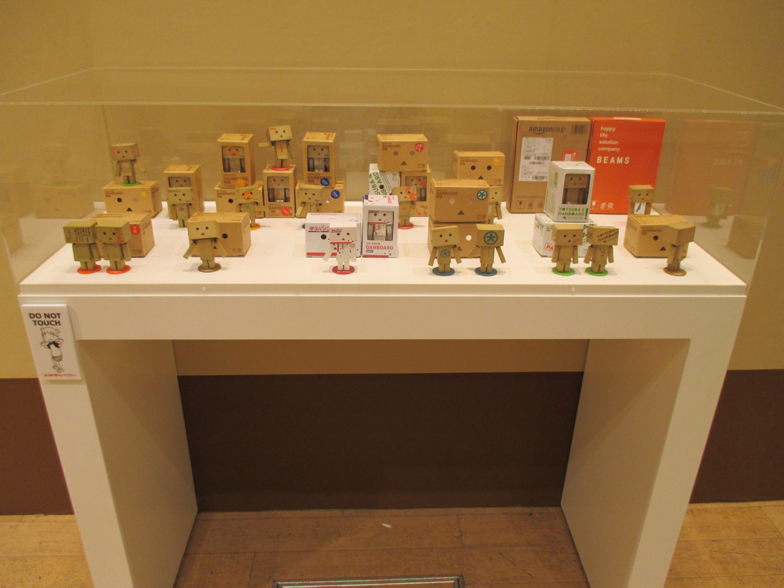 Danboard Photo Exhibition on Now at Daimaru Shinsaibashi 5