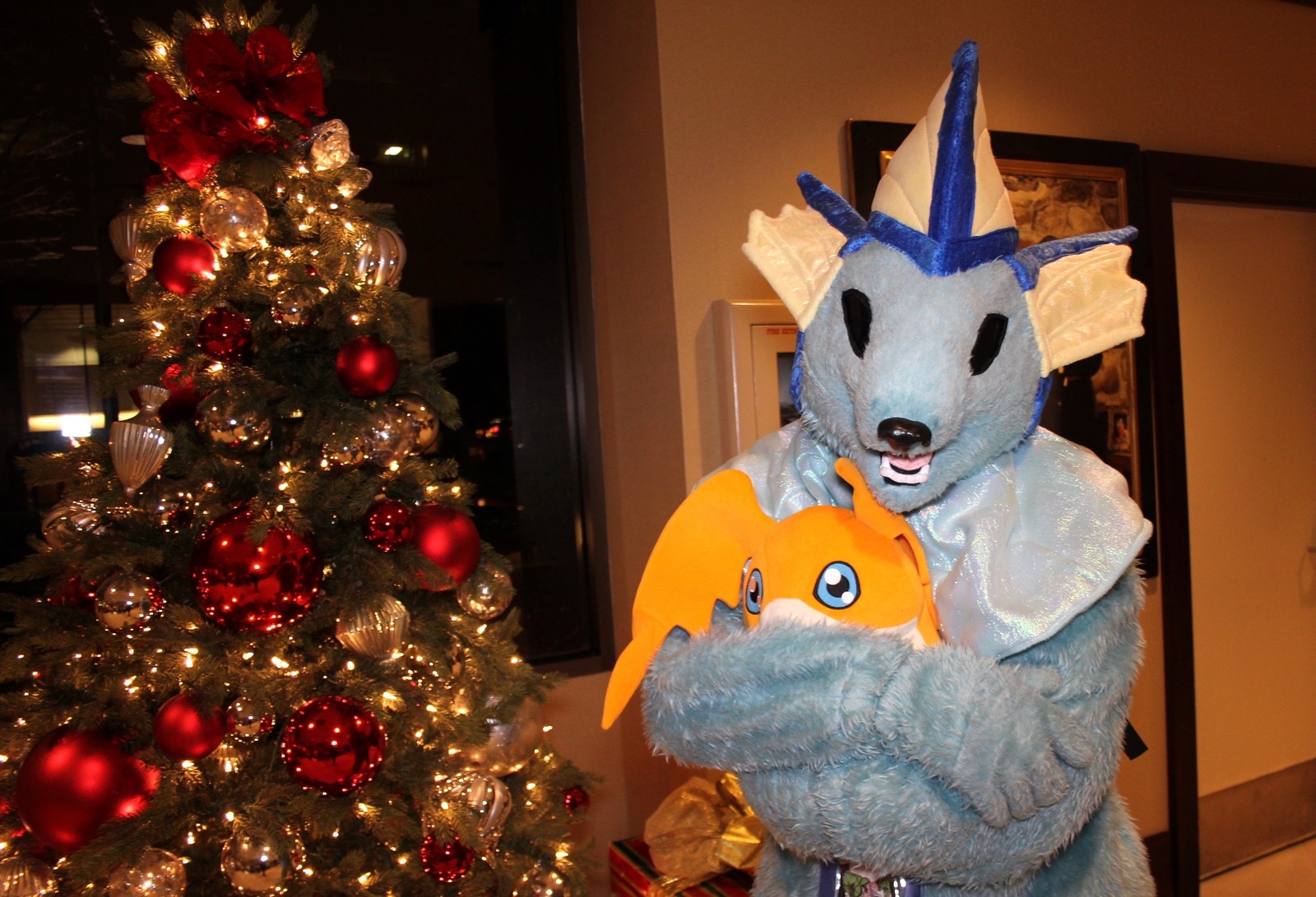 Cosplay and Lingerie Combined for Unforgettable Fashion Show [Newcon Event Report] 29