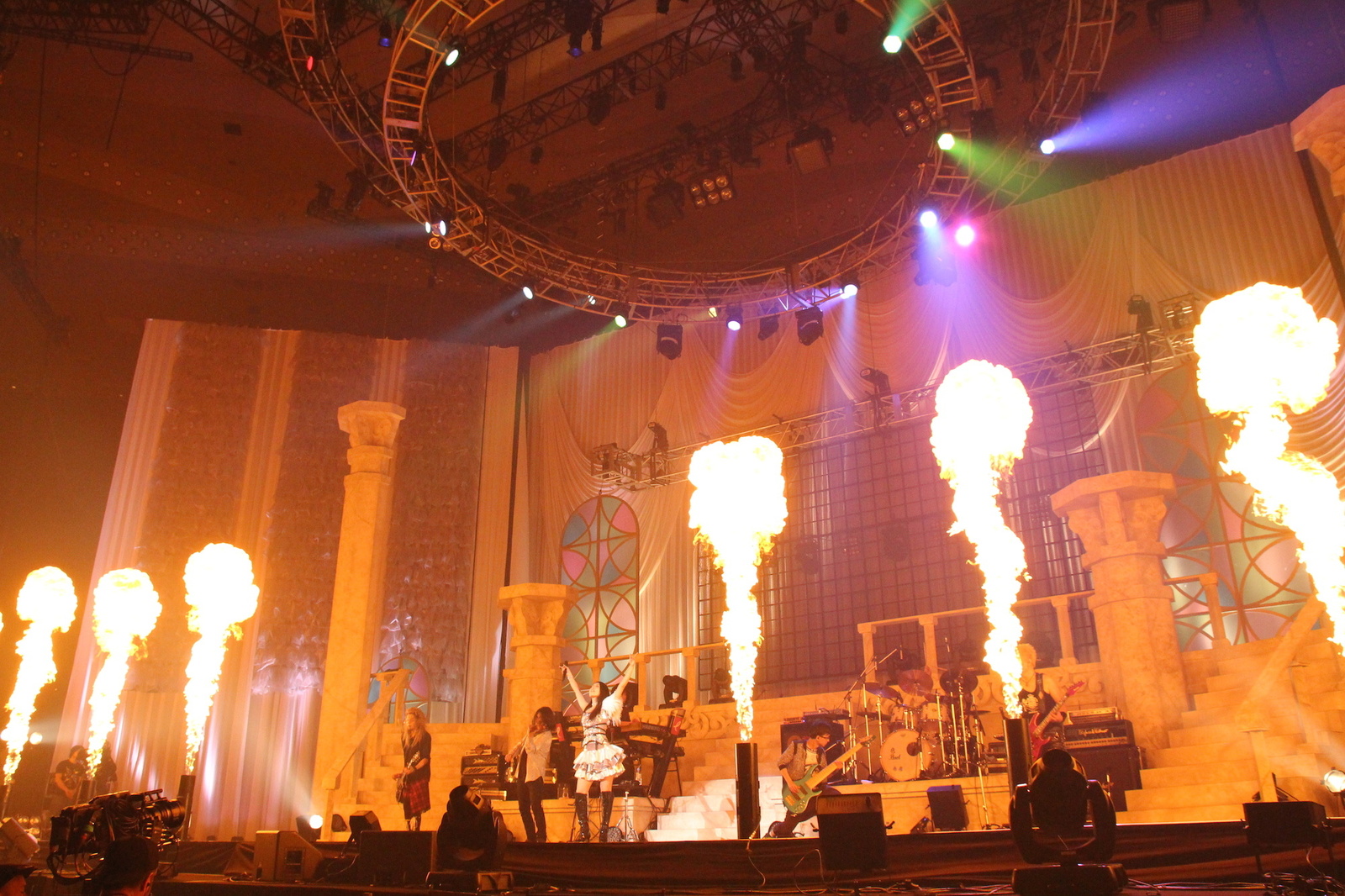 “I’m the Happiest Person in the World!” Says a Moved Minori Chihara at 10th Anniversary Birthday Concert at Nippon Budokan 7