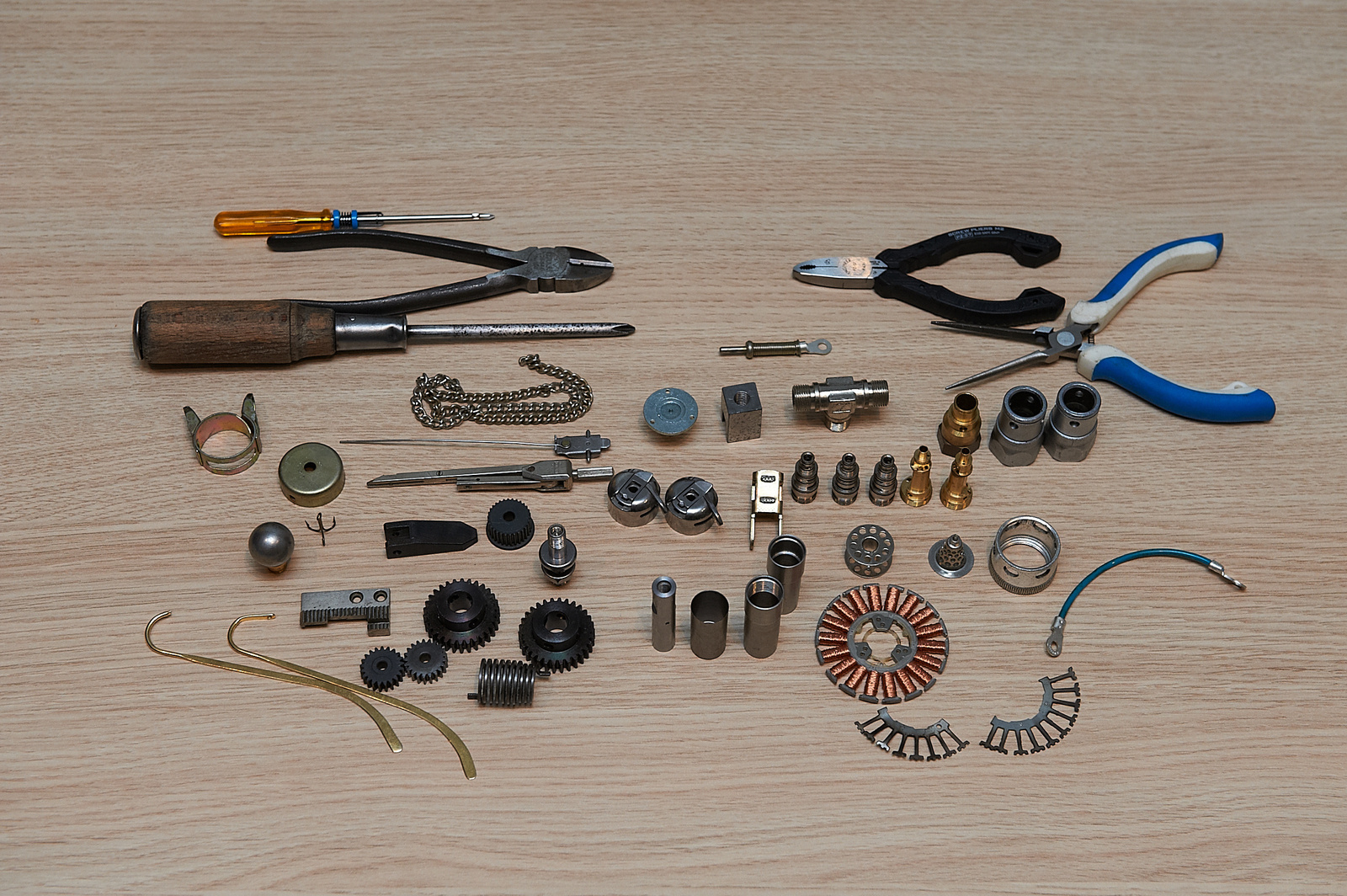 Daisuke Shimodaira - A Master in the World of Magnificent Junk Art [1/2] 10