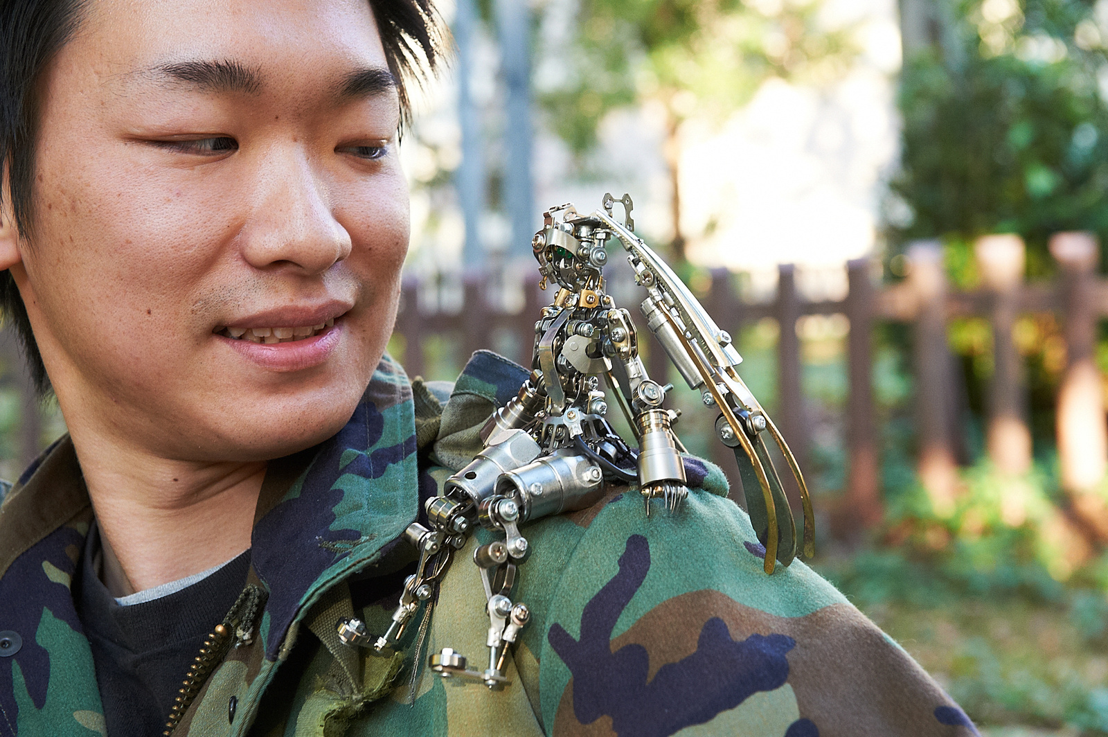 Daisuke Shimodaira - A Master in the World of Magnificent Junk Art [1/2]