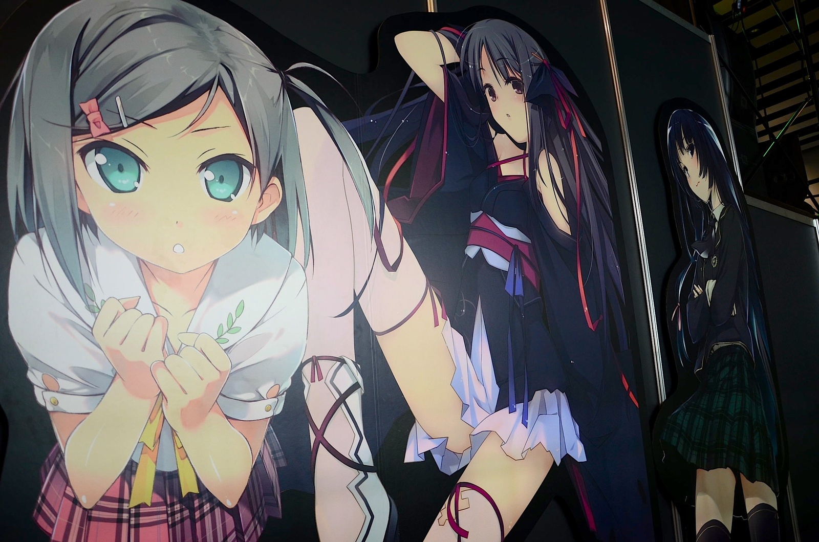 Large character panels greeted the audiences at the stage events. 1