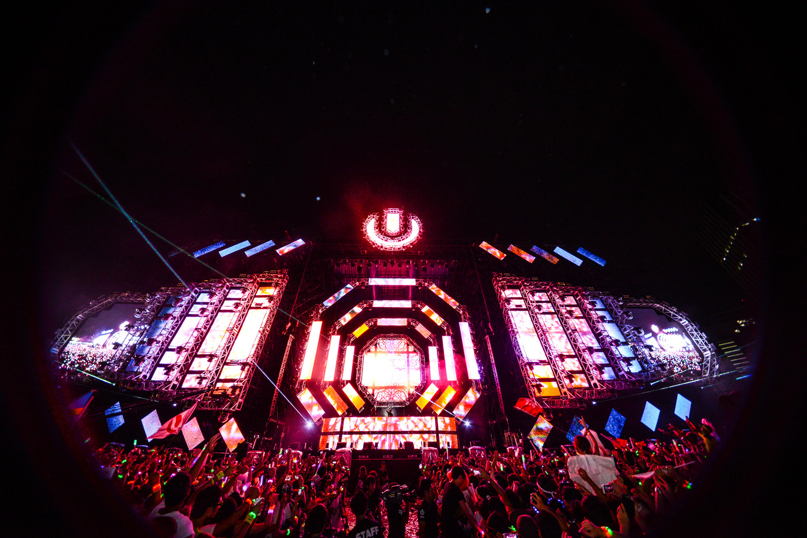 Heroes Descend on ULTRA JAPAN 67