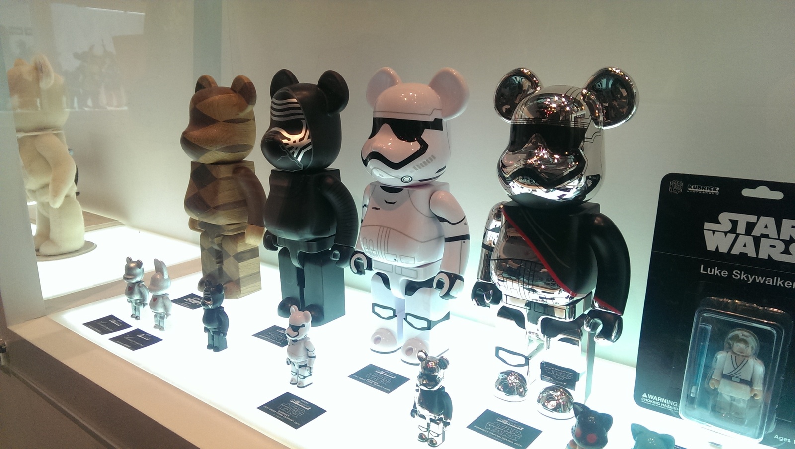 [Event Report] MEDICOM TOY Exhibition Party 2016 45