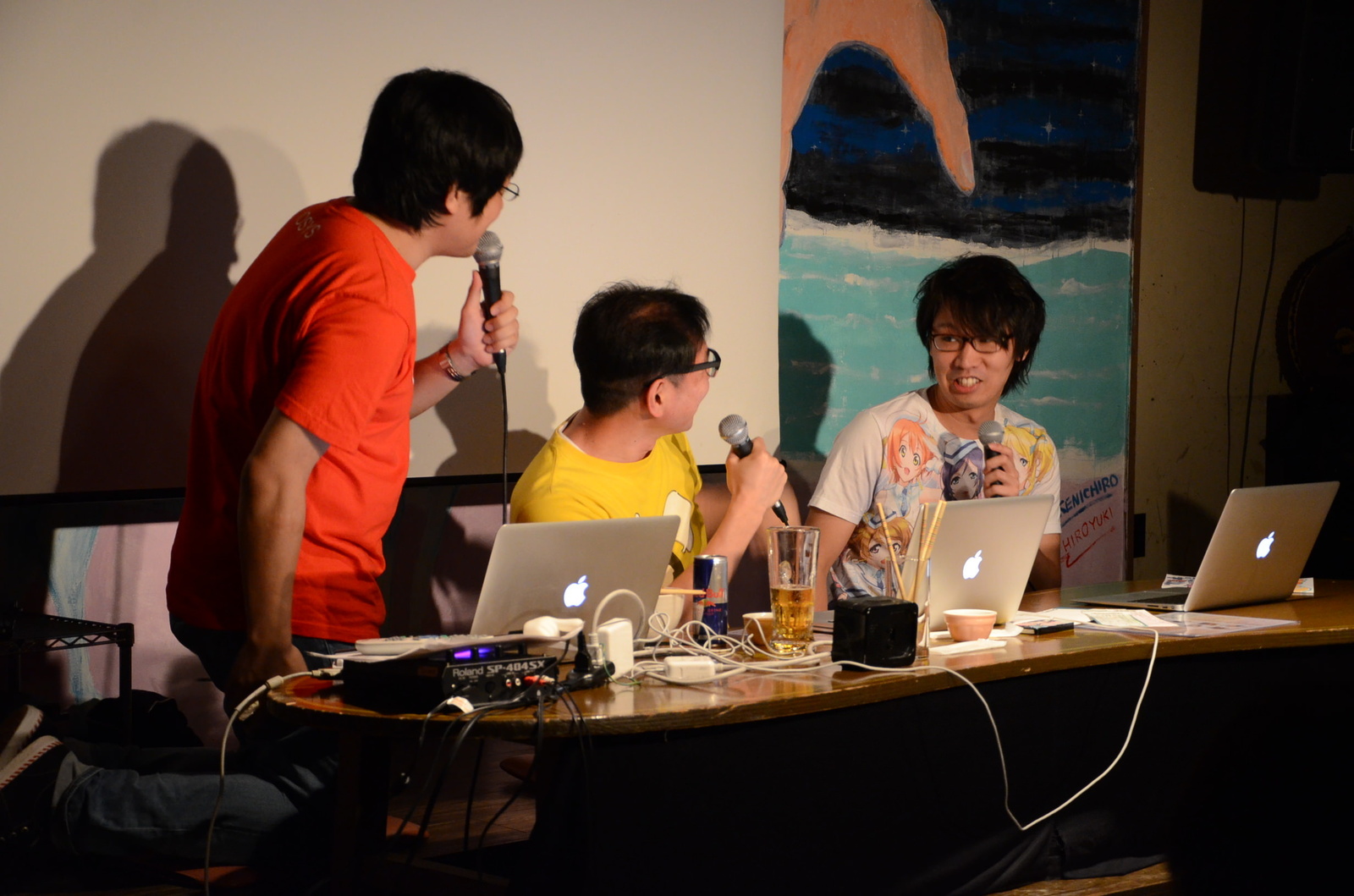 Notice Suga’s "Love Live" T-Shirt 4