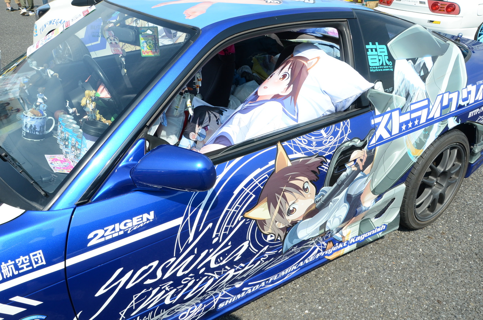 “Mai Waifu” on Cars?! More than 1,000 Cars on Display at Itasha Festival Ita G Festa 18