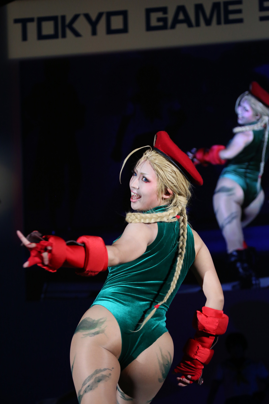 Official TGS photo of Cosplay Collection Night held on the night of Sept. 19 17