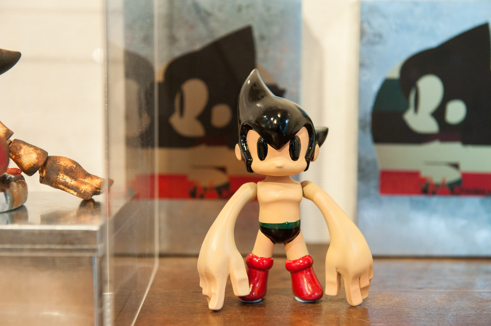 17 Authors Pay Respects to Osamu Tezuka Through Exhibition of Tribute Works