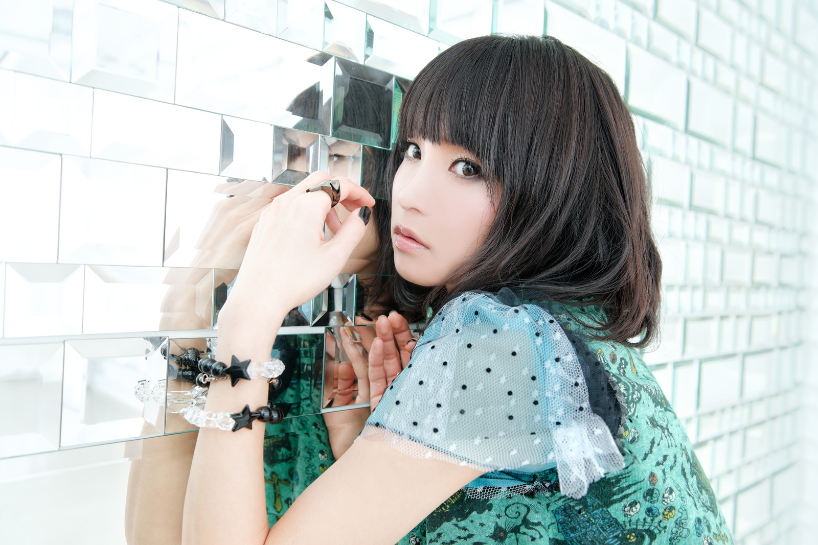 LiSA to Release Opening Theme to Anime *The Irregular at Magic High School* on May 7