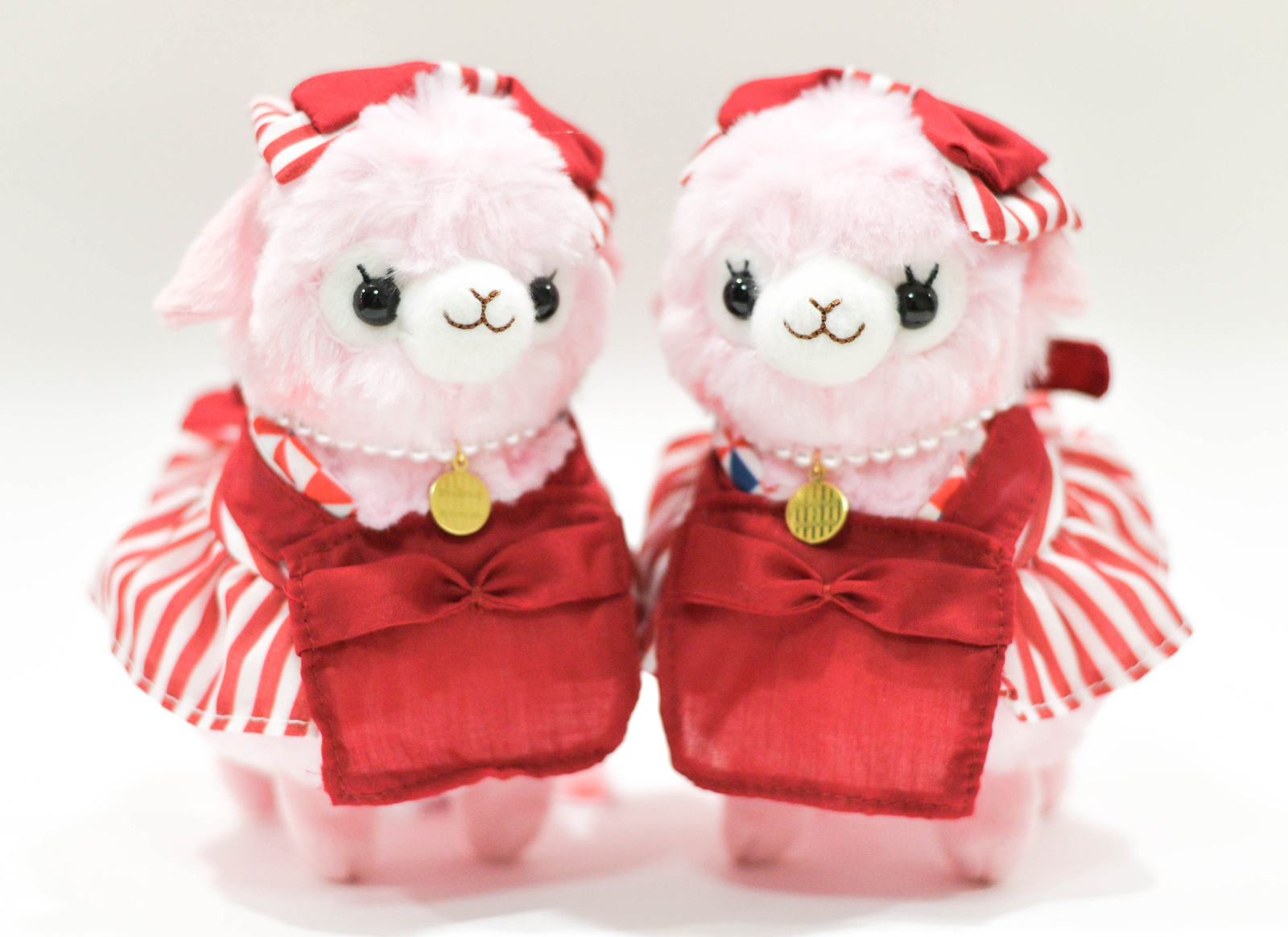 Say Hello to Nagomi-chan, the Pretty Pink Alpaca! 2
