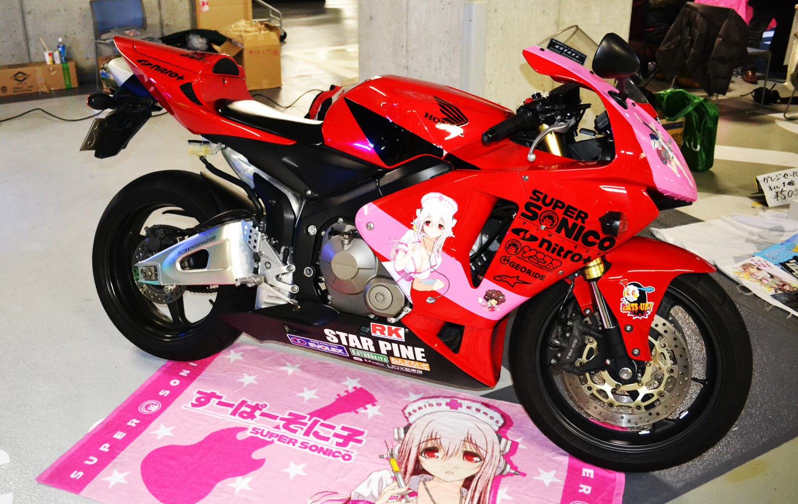 Even Santa Would Be Surprised! Itasha Gather for the Christmas Itasha Festa! (Part 2 of 2)