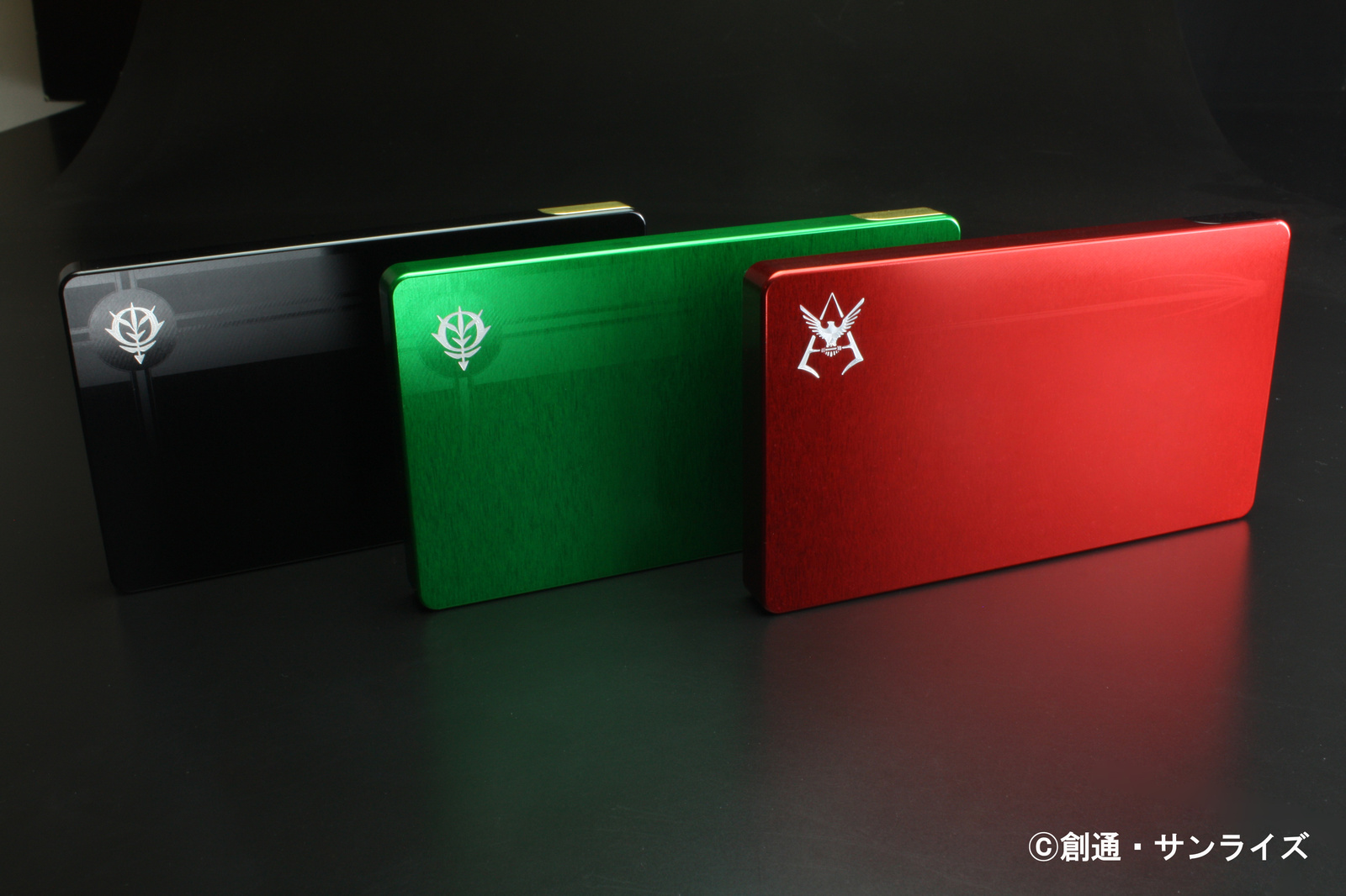 Stunning Business Card Cases Fit for Zeon's Best and Brightest! Sieg Zeon!