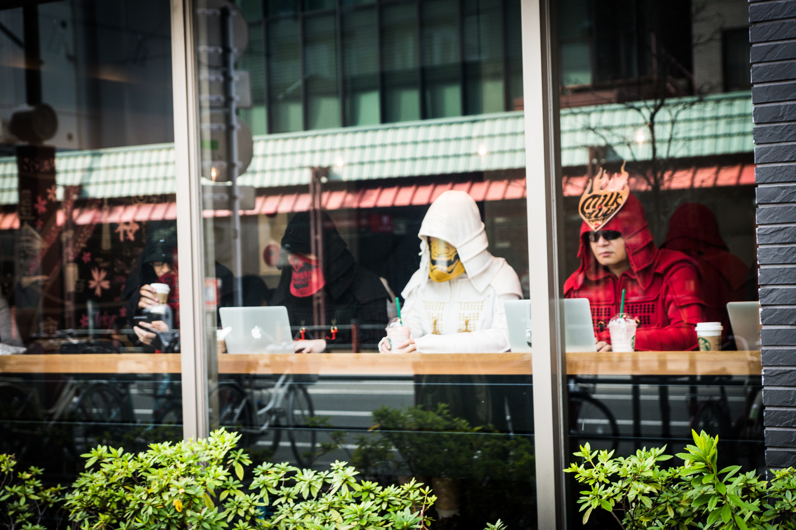 Modern Samurai? Mysterious Group Appears in Asakusa 0