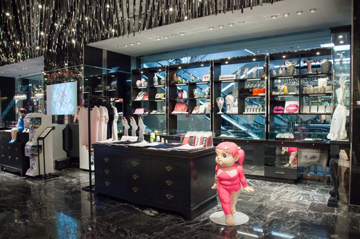 “Cup no Fuchiko” by Tanaka Katsuki at Isetan Shinjuku