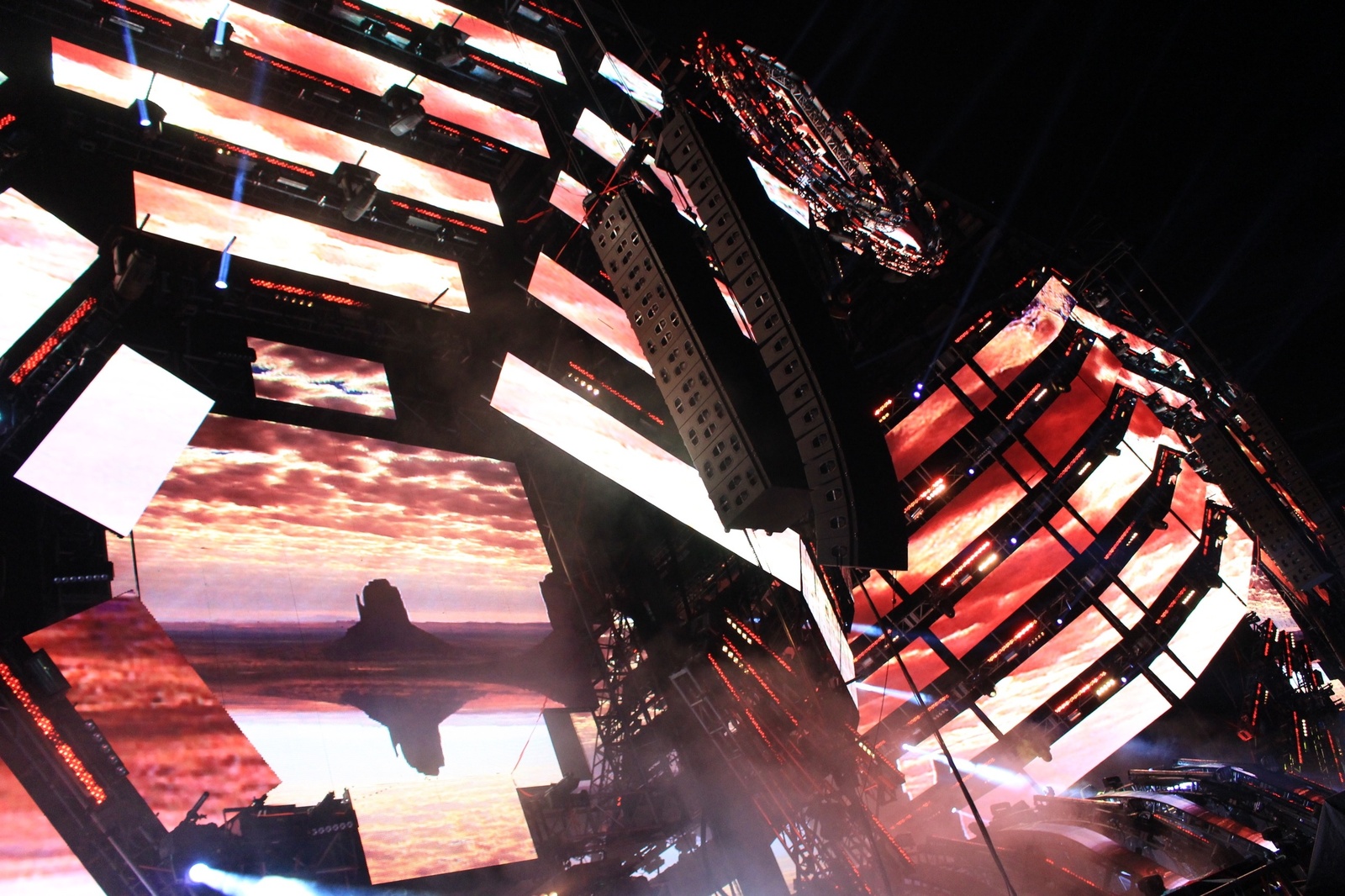 Over 160,000 People from Around the World Descend on Miami for Ultra Music Festival 2016 49