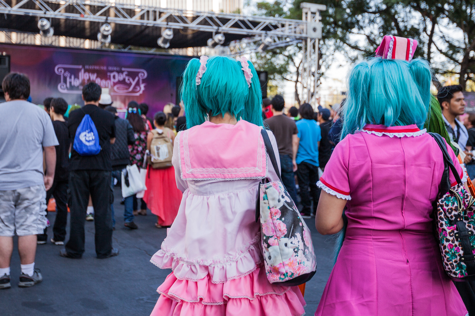 Many attendees dressed in Miku cosplay could be seen around the event; it was like Miku’s presence was all around. MIKU EXPO 2014 in LA: Photo by Kumo Takeda 6