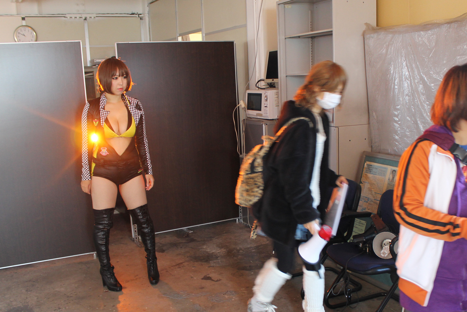 Behind the Scenes of Cyborgnene's Cool and Sexy World! [2/3]