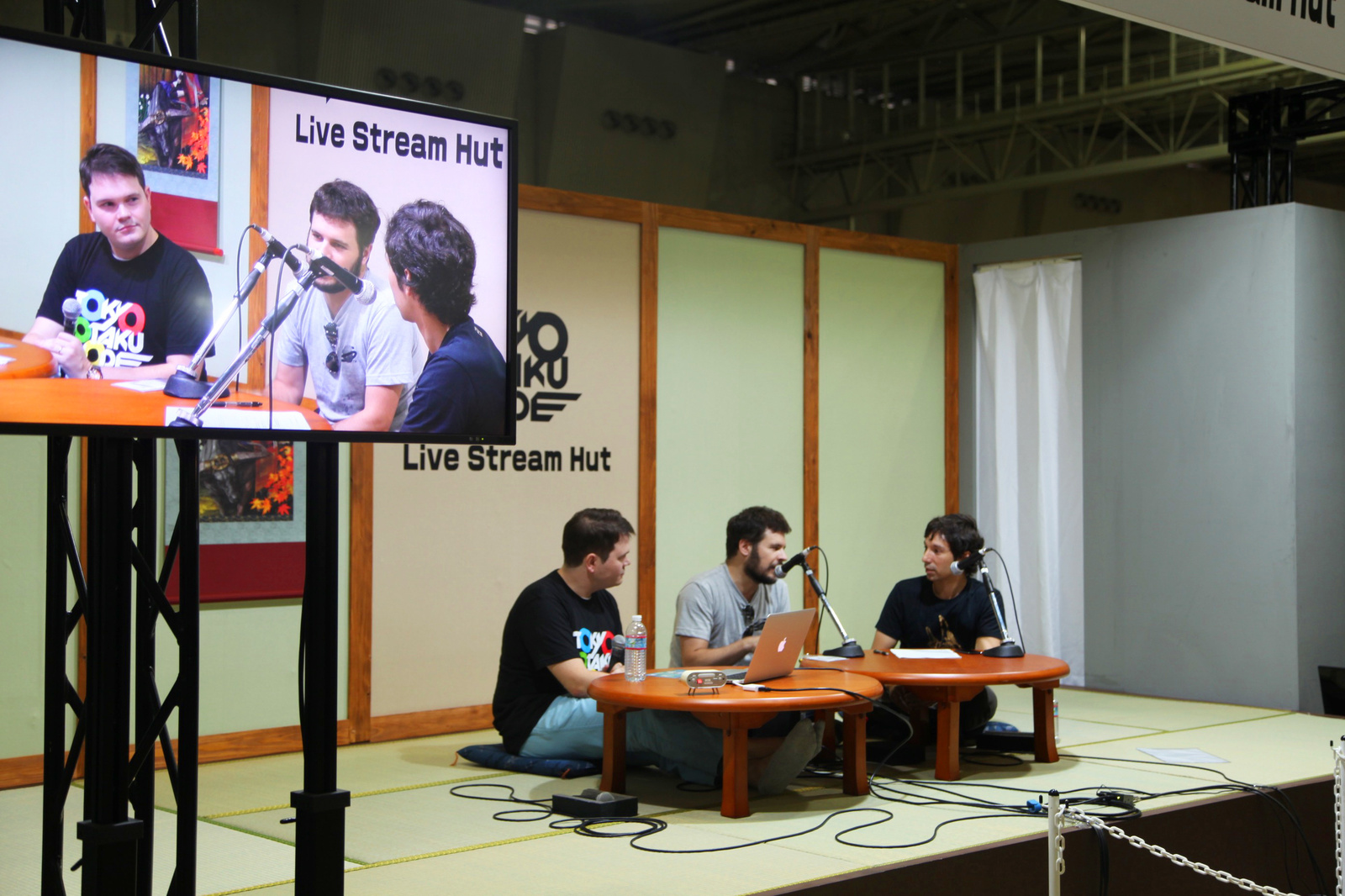 [TGS 2015] Tokyo Otaku Mode Live Stream Hut! Day 1 5