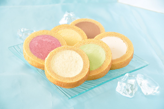 Treat Your Tastebuds to a New Sensation! Try the Hybrid Dessert Ice Baum Created by the  Baumkuchen Speciality Store S-terrasse!