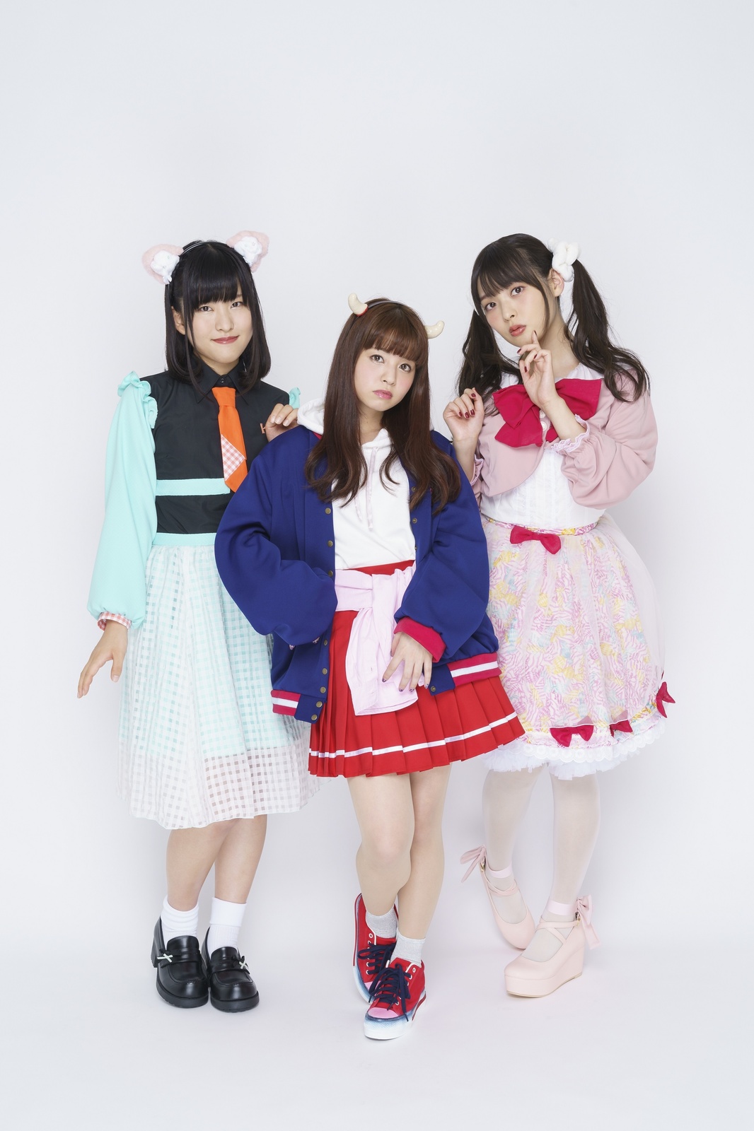 Ultra Colorful URAHARA Theme Cafe Opening in Harajuku! 2