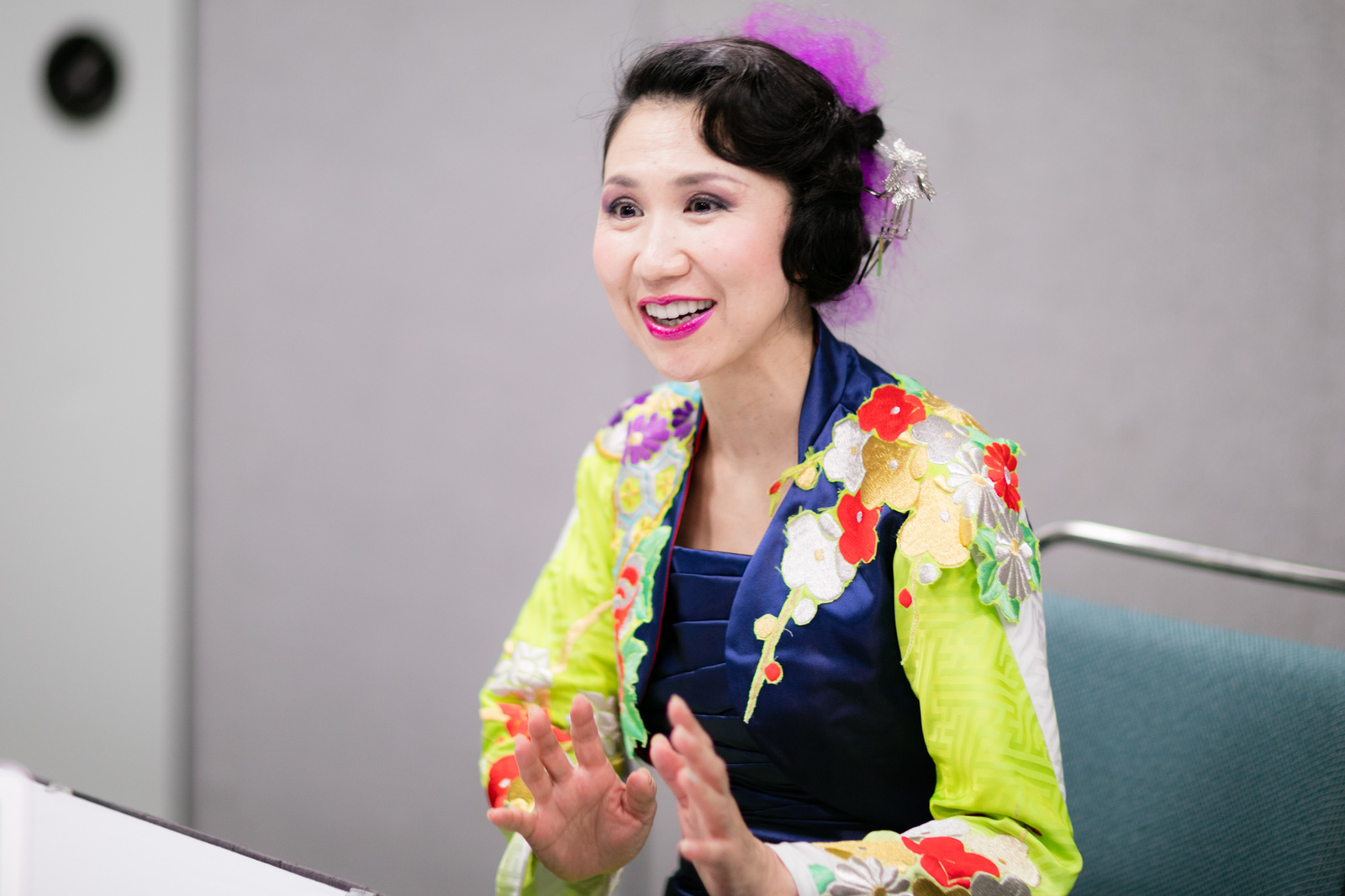 Yoko Takahashi Performs Neon Genesis Evangelion Theme, “A Cruel Angel’s Thesis,” to Excited Crowd at Anime Expo 2015 in LA 1