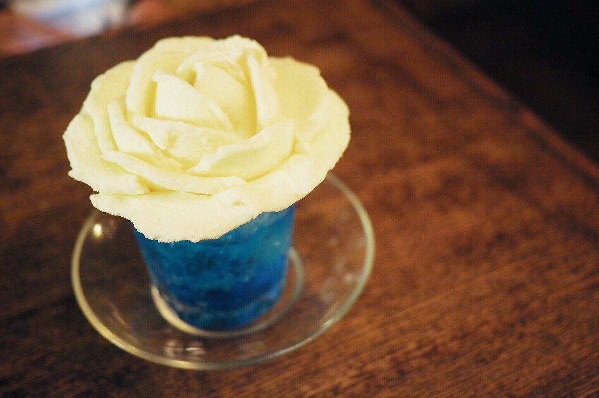 This Romantic Cream Soda from Japan is the Latest Trendy Drink