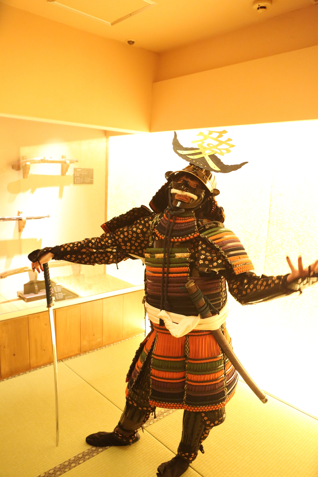 Samurai Museum in Shinjuku Has Everything from Samurai Costumes & Katana to Fighting Performances! 10