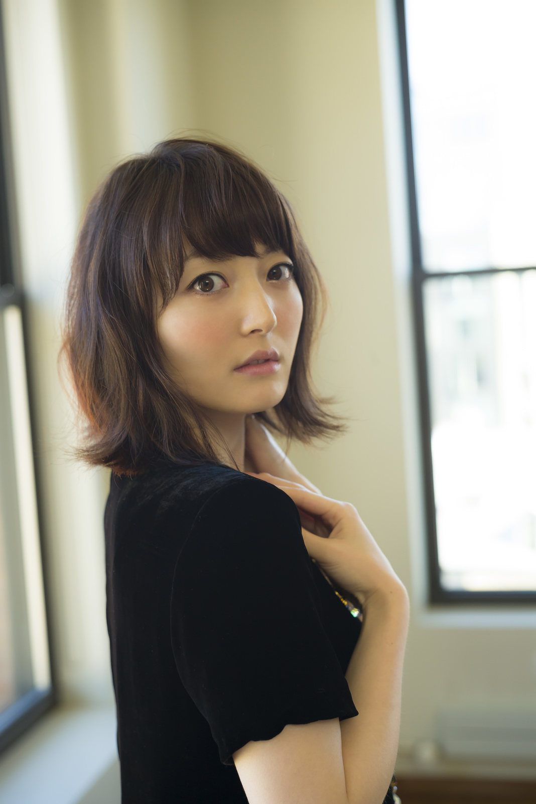 Artist photo for Kana Hanazawa’s 3rd album, *Blue Avenue*. © Aniplex Inc. All rights reserved. 0
