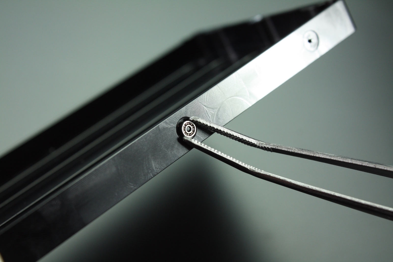 Touhou Goes Monochrome for Stylish Laser-Engraved iPhone Cases! 7