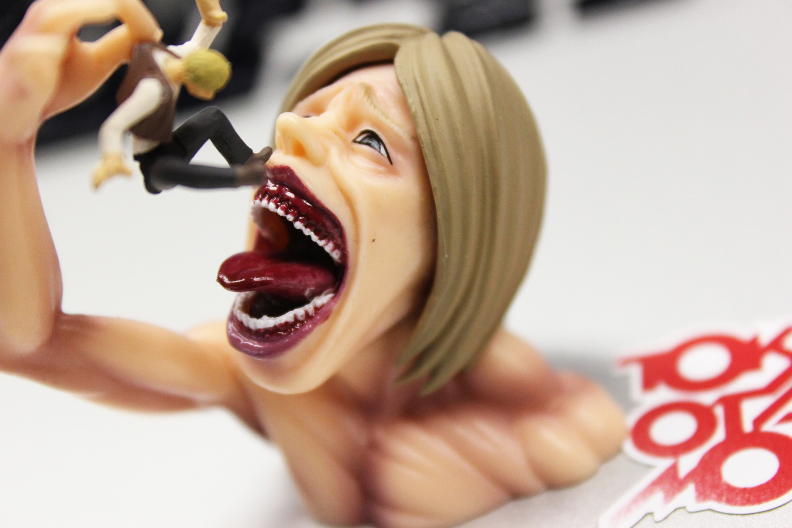[Buyer’s Blog] Crazy D’s Recommendation: *Attack on Titan* Capsule Q