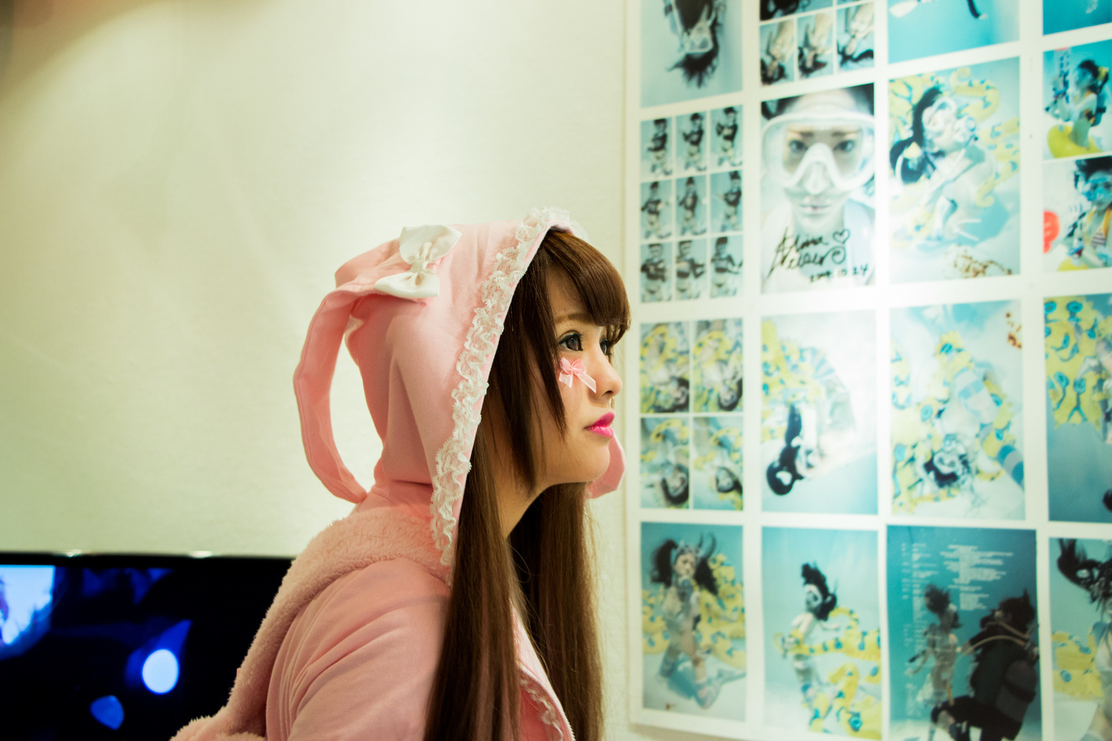 “Underwater Knee-High Girls Plus” GIVE AWAY! Dive Headfirst into the World of Underwater Knee High Socks! 15