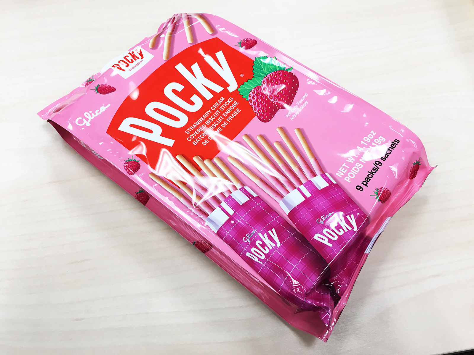 Top 3 Favorite Japanese Snacks! [TOM Staff Reviews] 2