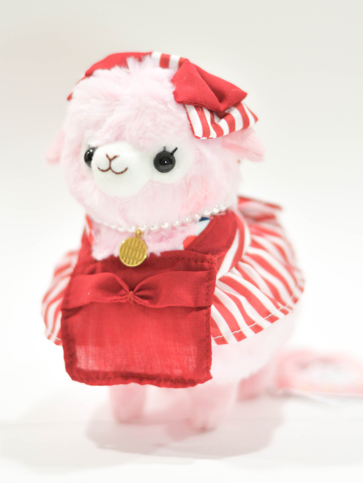 Say Hello to Nagomi-chan, the Pretty Pink Alpaca! 1