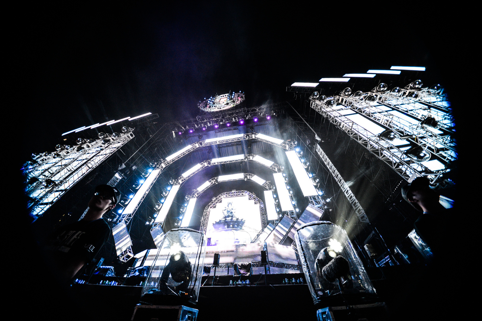Heroes Descend on ULTRA JAPAN 73