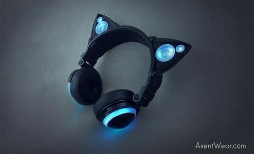 Cool Nekomimi Headphones Are Here! Share Music With Nekomimi Loaded with Speakers!