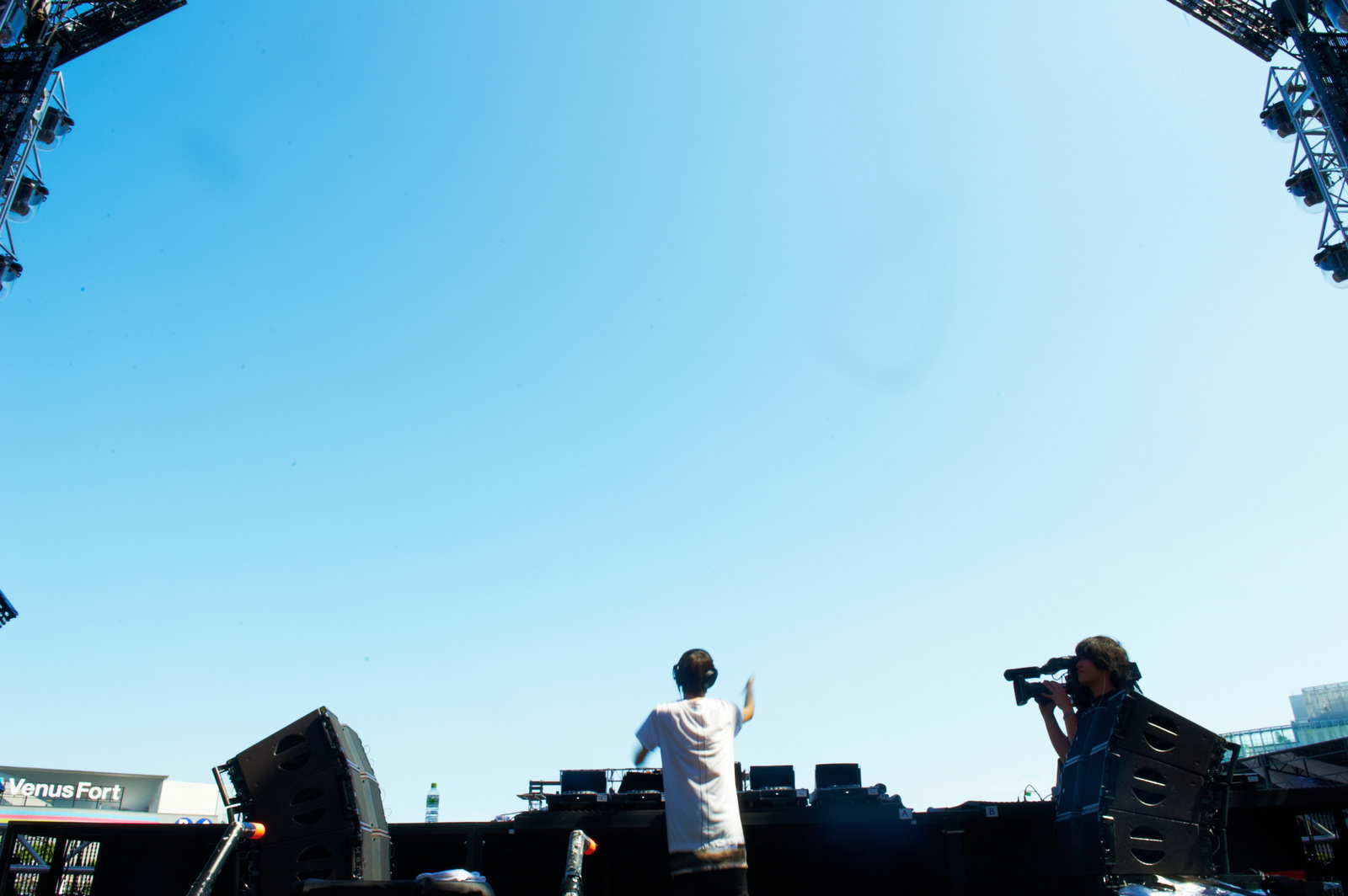 Heroes Descend on ULTRA JAPAN 26