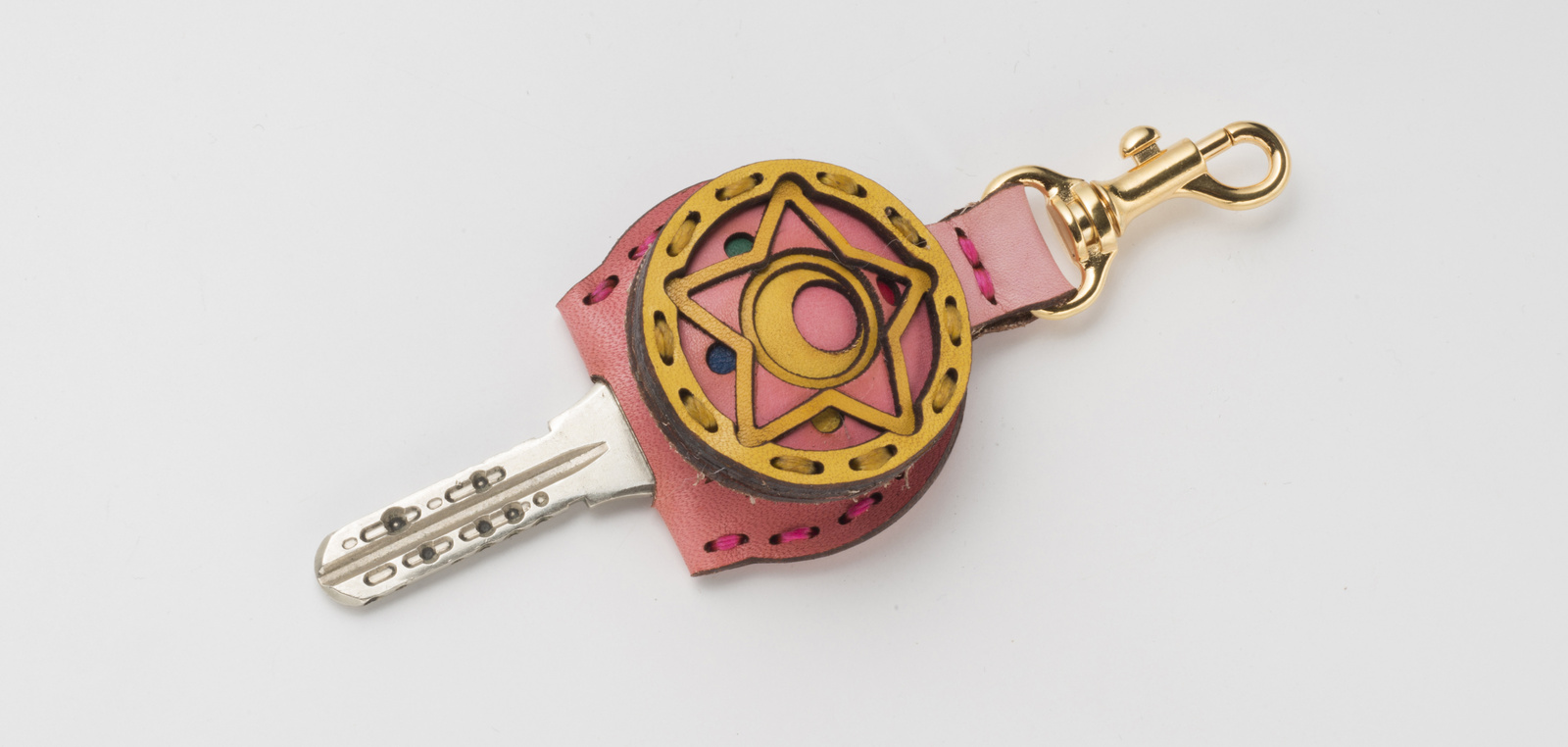 Sailor Moon and OJAGADESIGN Launch Beautiful Leather Goods Lineup!