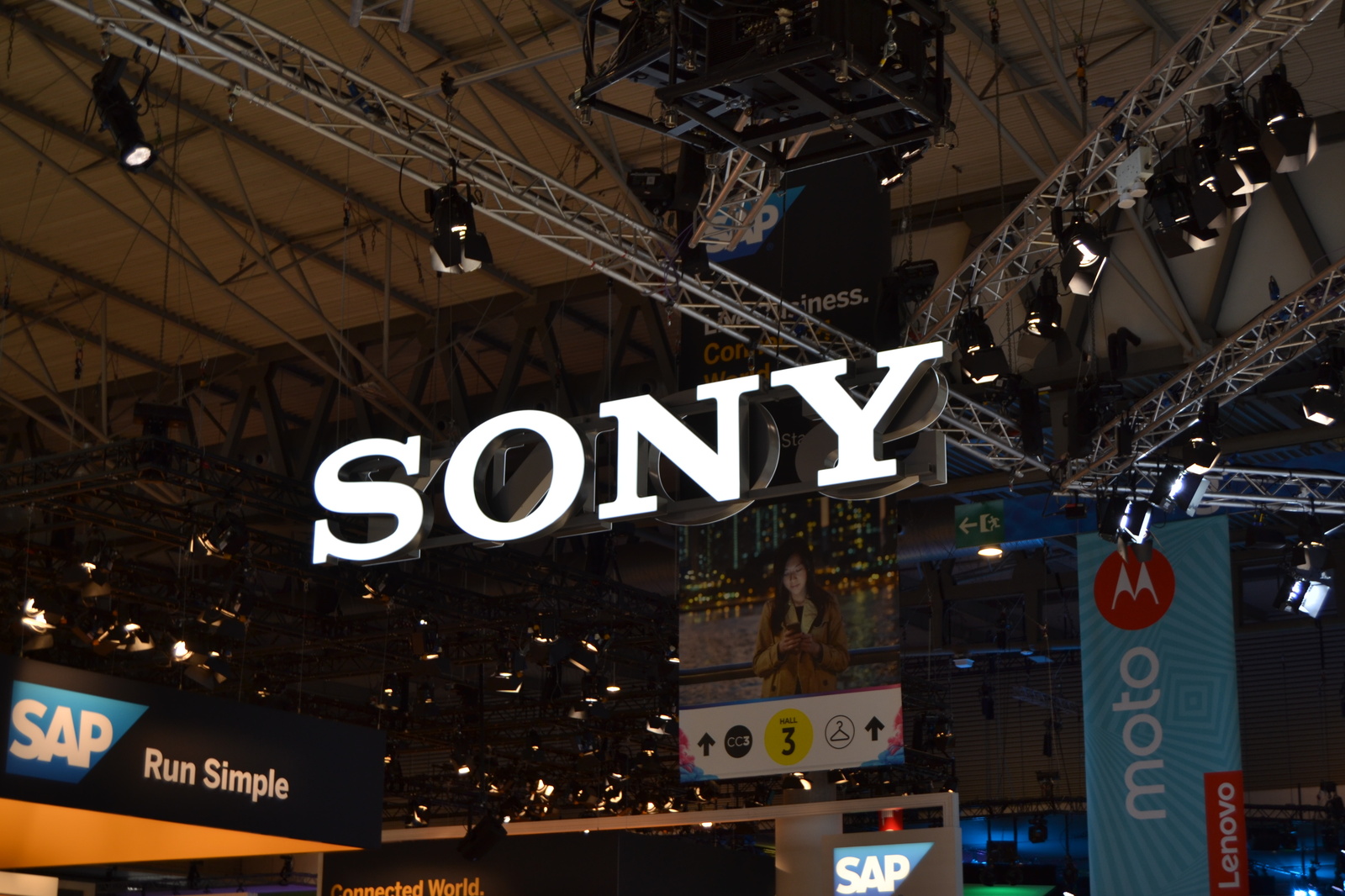 Transform Daily Objects into Smart Gadgets with MESH! [Mobile World Congress Event Report] 10