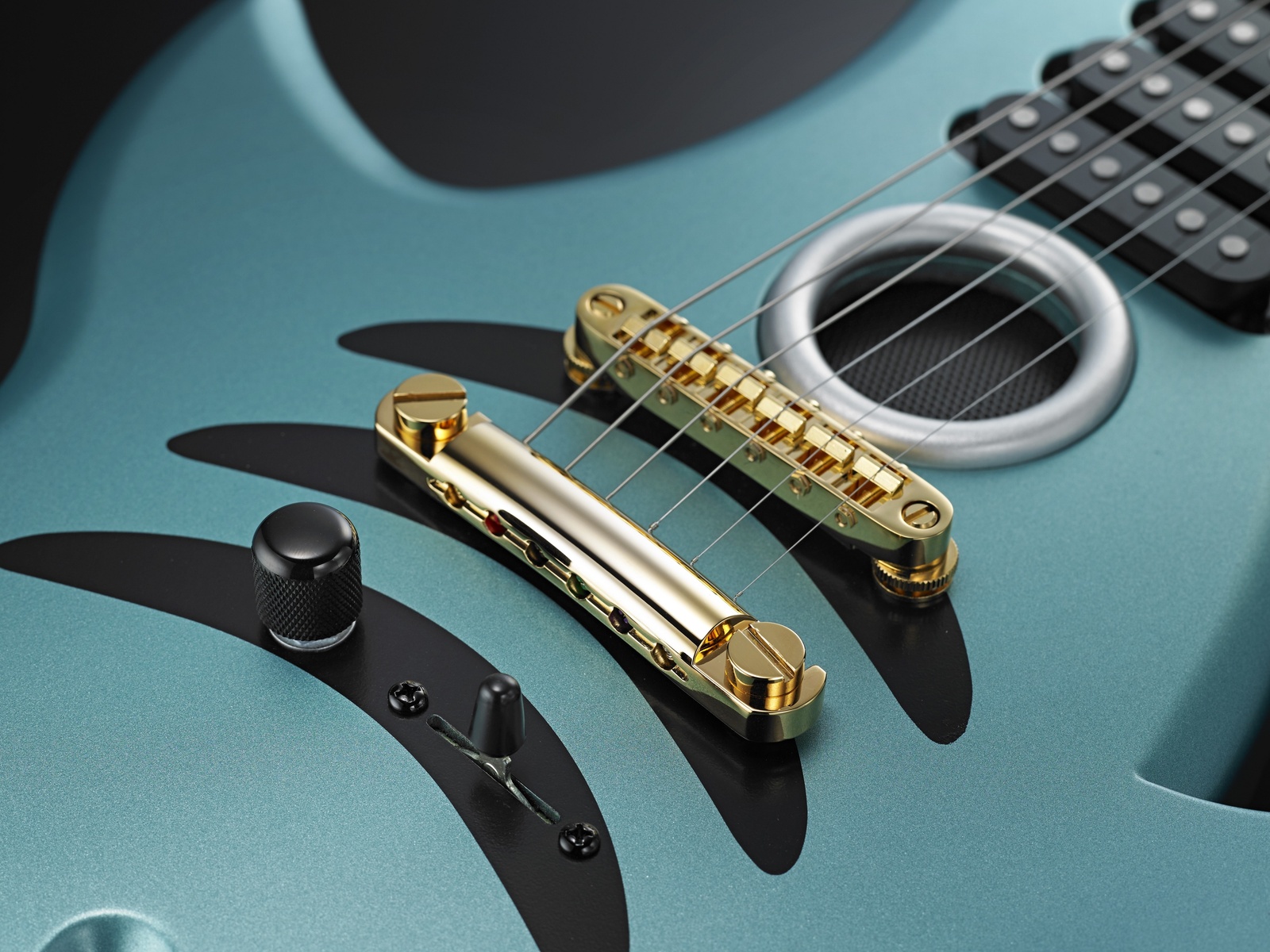 Shimamura Musical Instruments Collaborates with One Piece! Shark Guitar Finally on Sale! 5