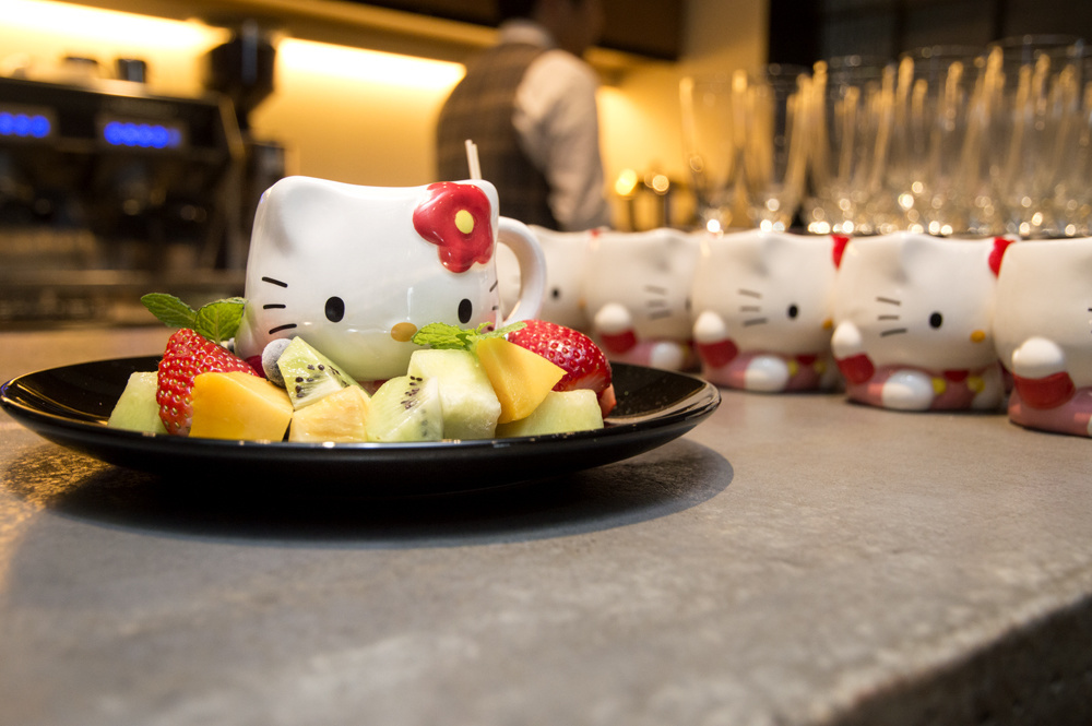 The Theatre Coffee × Hello Kitty Limited Time Cafe Opens!