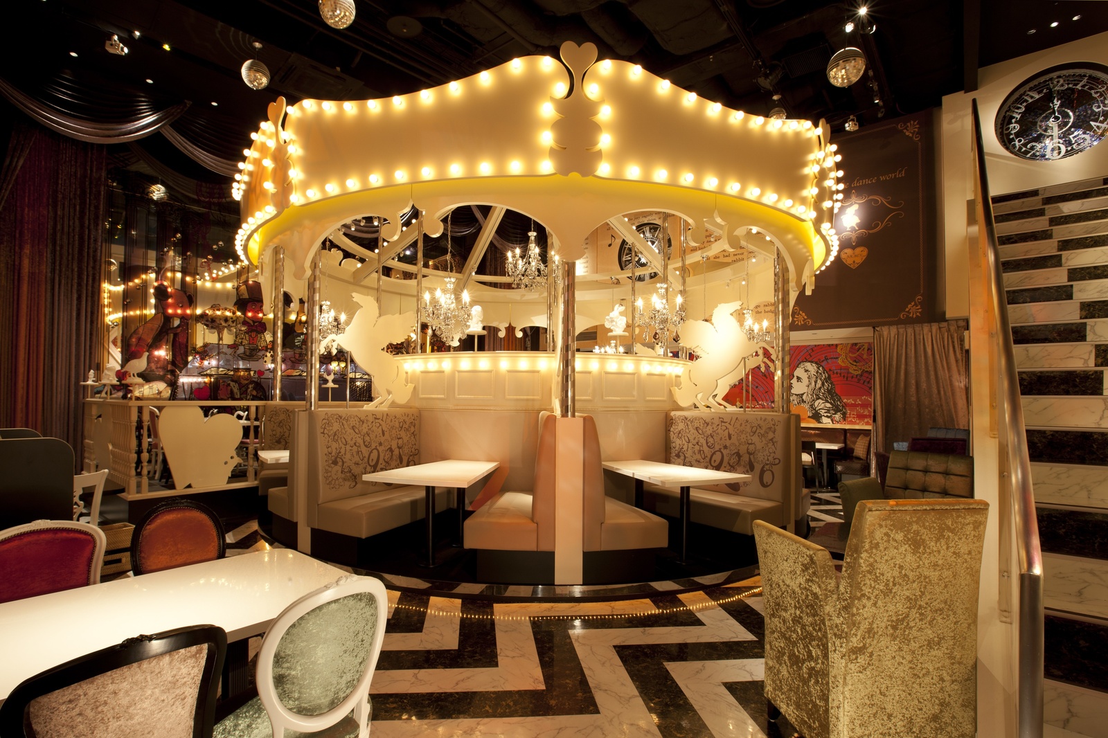 Enchanting Alice in Wonderland-themed Menu Offered for Easter! 7