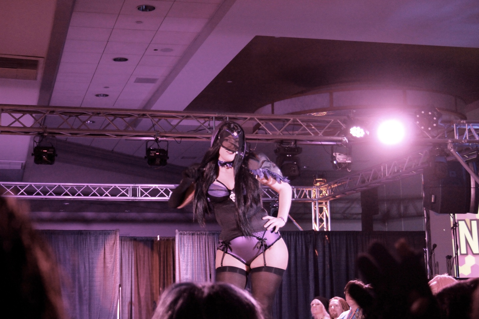 Cosplay and Lingerie Combined for Unforgettable Fashion Show [Newcon Event Report] 10