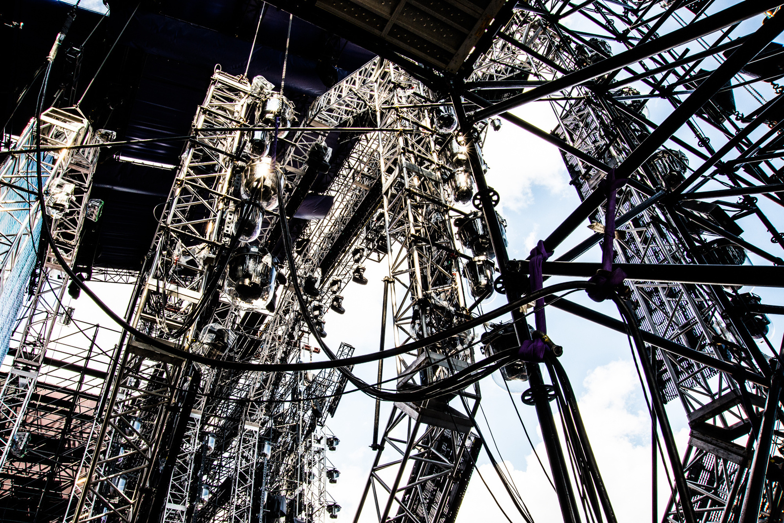 Heroes Descend on ULTRA JAPAN 71